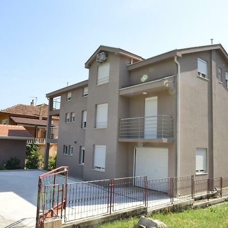 Apartmani Stefanija Tivat Buitenkant foto