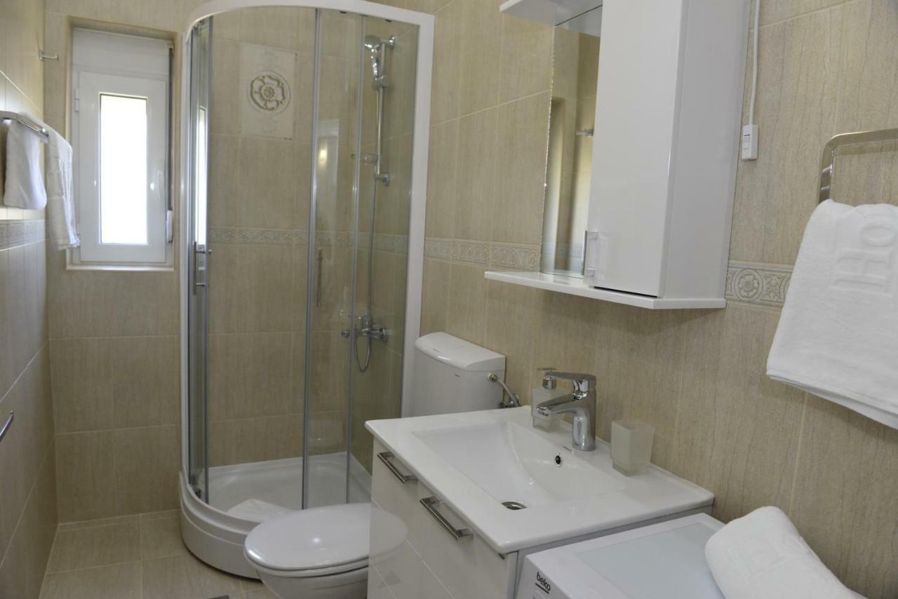 Apartmani Stefanija Tivat Buitenkant foto